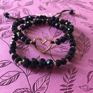 Elegant Black and Gold Heart Bracelet Set